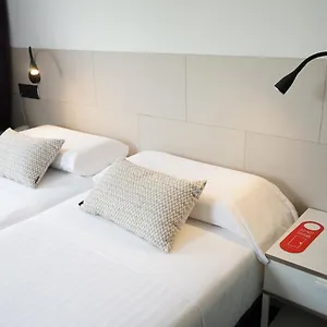 Q 2*, Barcelona España